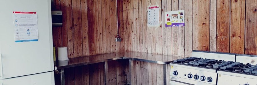 Outdoor kitchen